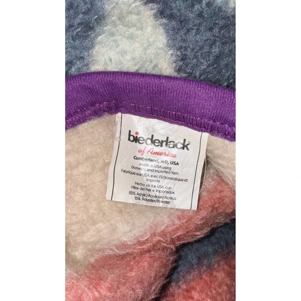 Biederlack Cuddle Wrap Blanket Quilt Pattern  Zipper Snaps Purple Warm 52 X 66